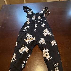 Jack by BB Dakota Black Floral Satin Sleeveless Jumpsuit